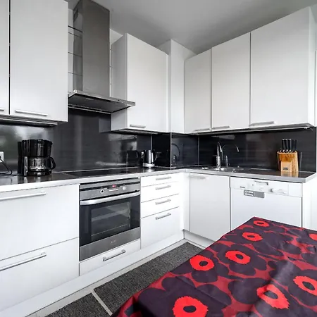 Saris 4 Bedroom With View טורקו